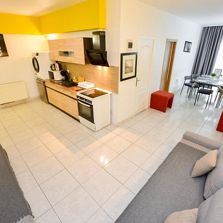The Lincoln Suites - Central Shabbat Friendly Apartments ブカレスト エクステリア 写真