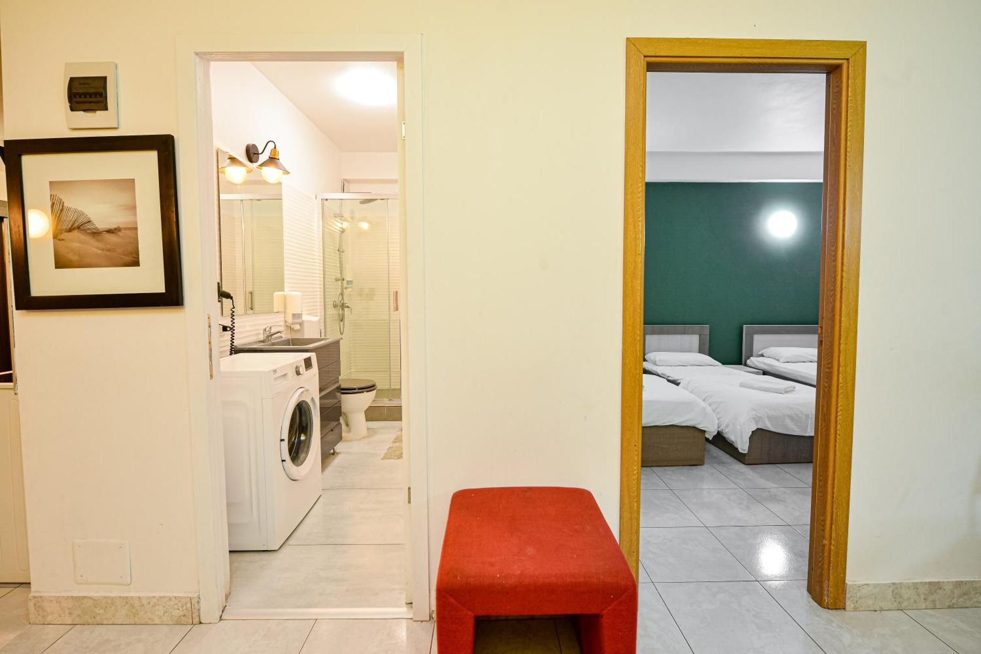 The Lincoln Suites - Central Shabbat Friendly Apartments ブカレスト エクステリア 写真